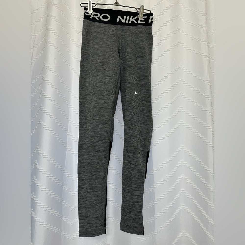 Nike Pro leggings